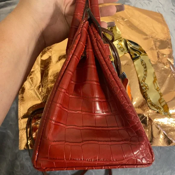 Fashion Chic Red Wine Crocodile Leather Birkin 20 Handbag - Picture 9 of 15